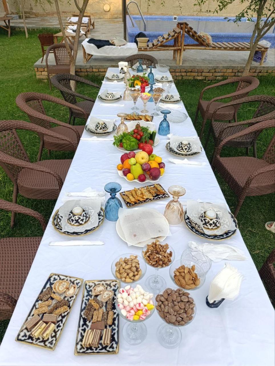 Yukary-Ukhum Hayat Guesthouse Nuratau Mountain מראה חיצוני תמונה