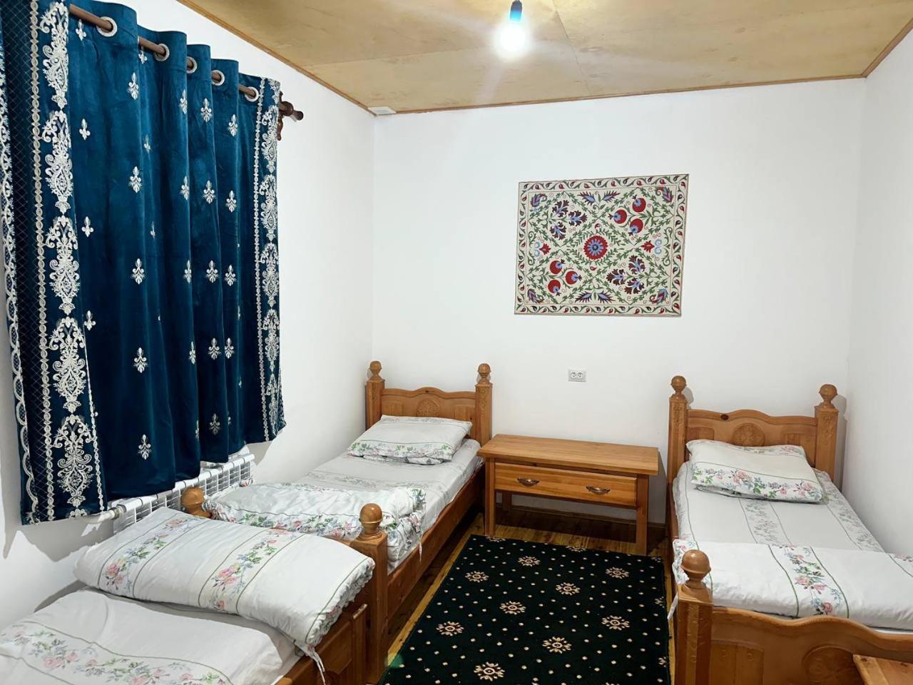 Yukary-Ukhum Hayat Guesthouse Nuratau Mountain מראה חיצוני תמונה