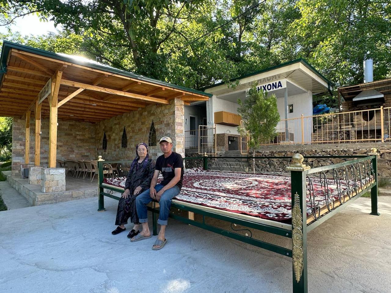 Yukary-Ukhum Hayat Guesthouse Nuratau Mountain מראה חיצוני תמונה
