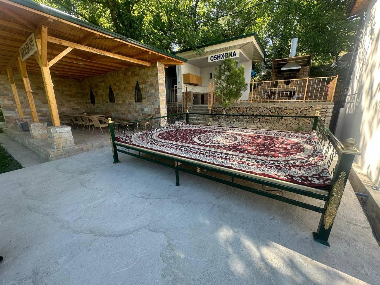Yukary-Ukhum Hayat Guesthouse Nuratau Mountain מראה חיצוני תמונה